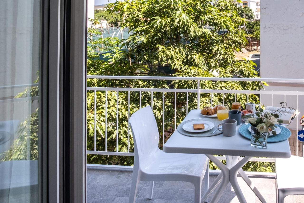 Leone Rosso Apartments Sorrento Dış mekan fotoğraf